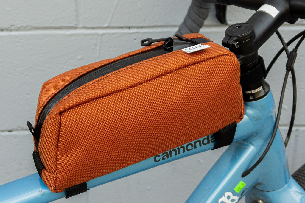 Bluff Top Tube Gas Tank Bag in Rust